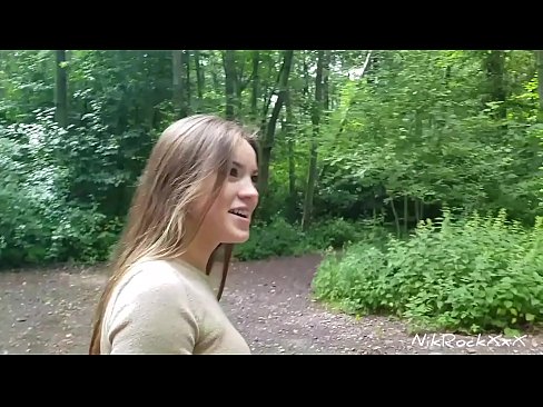 ❤️ Evelinari toki publiko batean izorratzen genuela proposatu nion! Baietz esan zuen. Orduan ipurdian izorratu eta ahoan esperma. Orduan bere burua haserretu zen. ️❌ Pornografia %eu.gaypornforyou.ruan ❌️